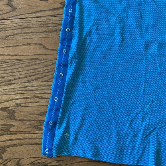 Ivivva reversible scarf - Picture 2 of 4